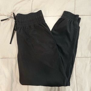 Albion Fit Destination Joggers in Black